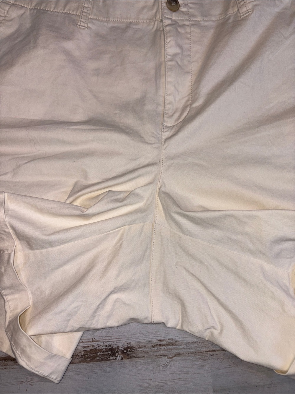 Old Navy Everyday Women's Cream High-Rise Bermuda Shorts Plus Size 2X - Picture 7 of 13